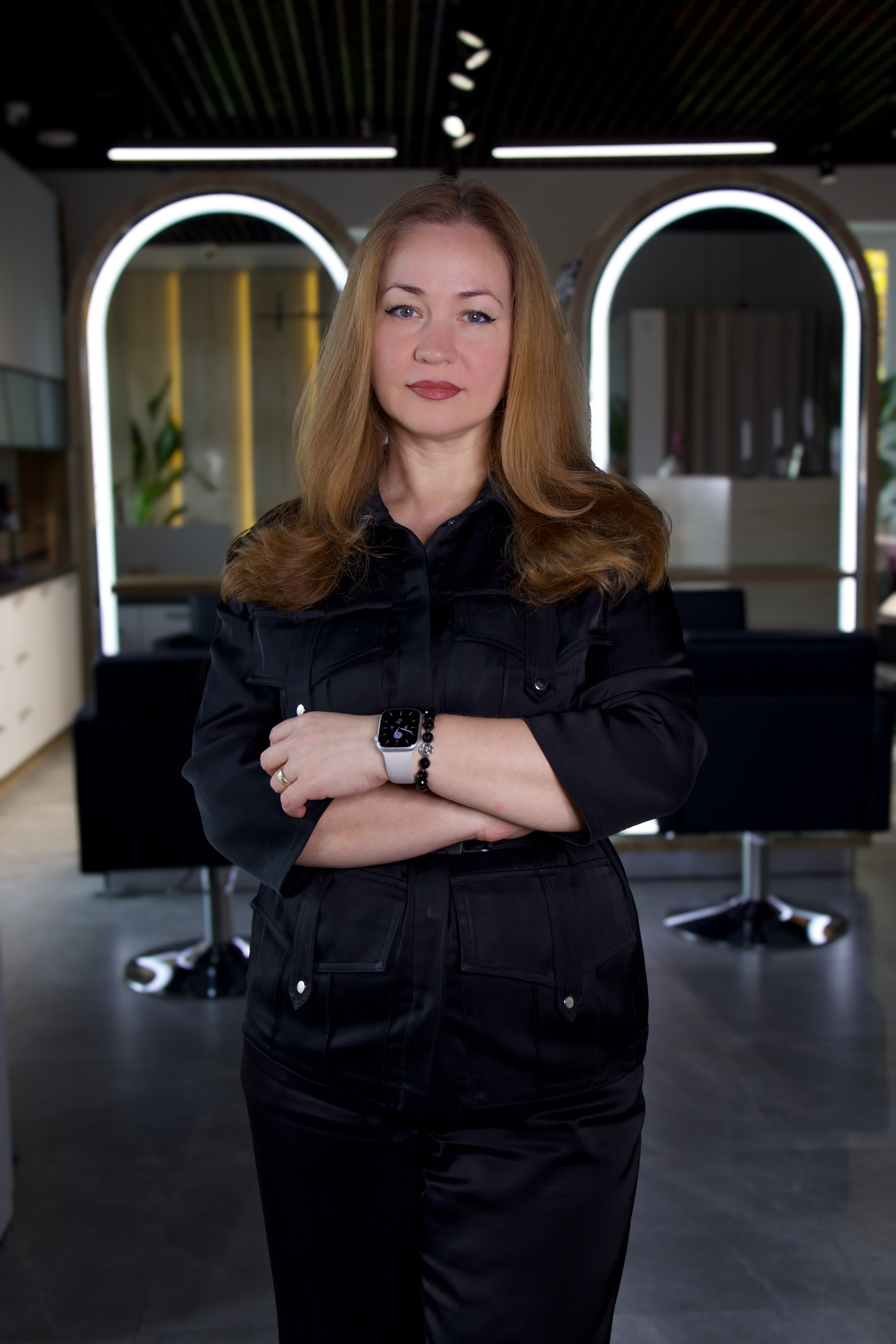 Віола Гегедош — засновниця салону Viola, технолог бренду Na Golov[y]